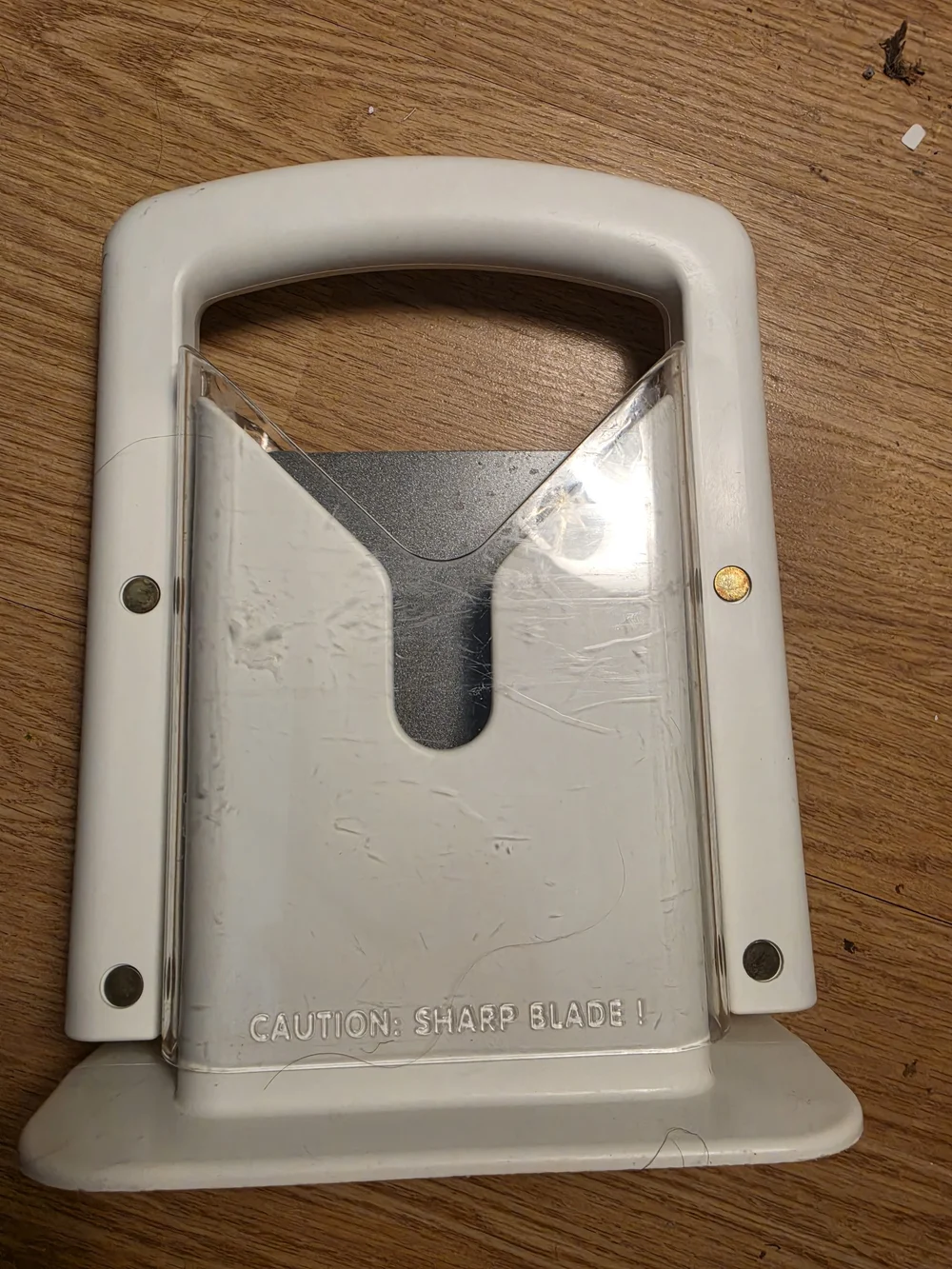 Set Of 2 Bagel Guillotine Slicer With Built In Safety Shields, White